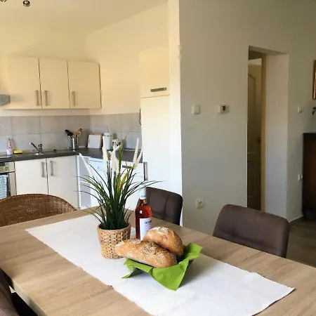 Nyulas Apartman Appartement *